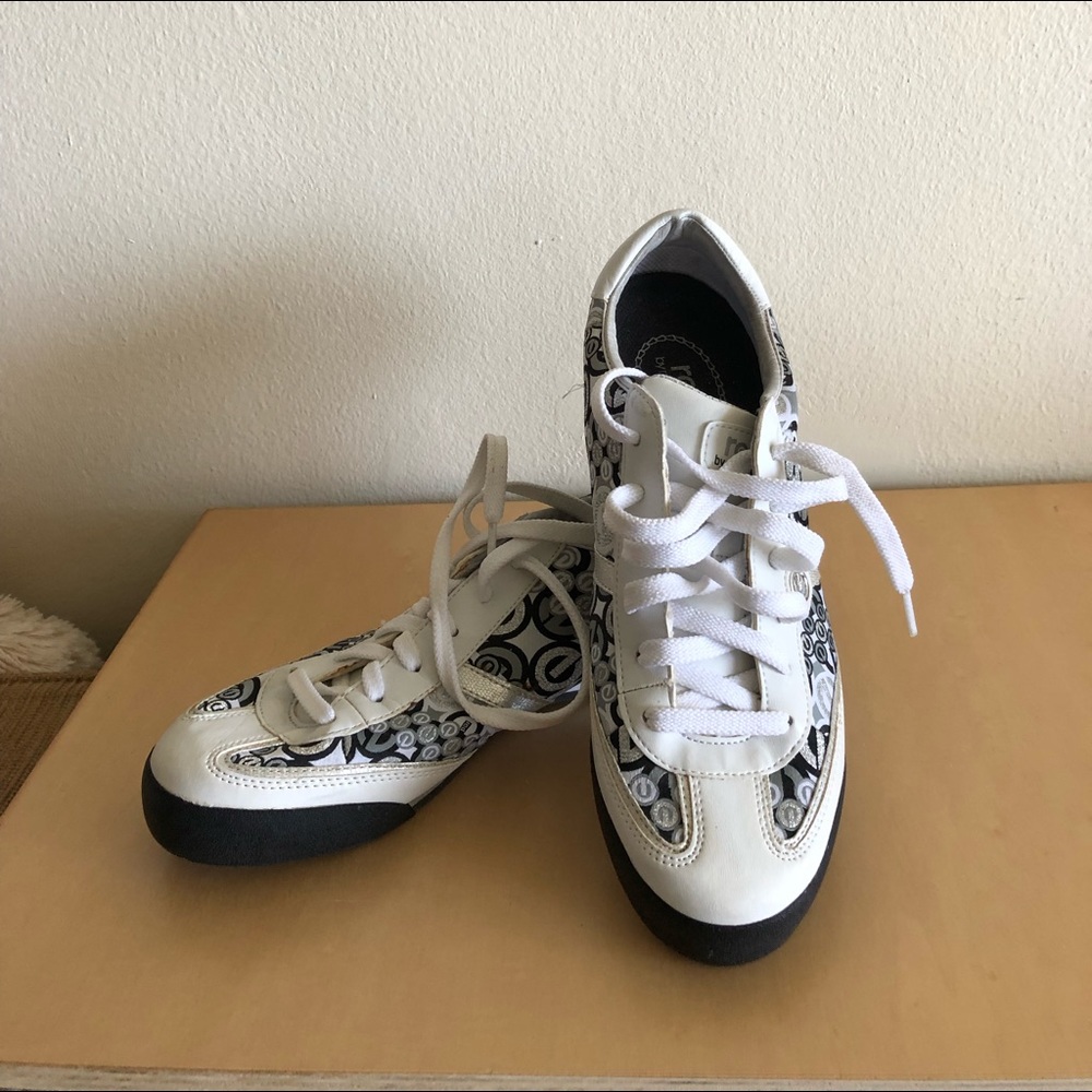 NEW vintage Red by Marc Ecko sneakers, size 8.5